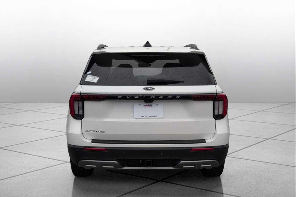 new 2025 Ford Explorer car, priced at $44,395