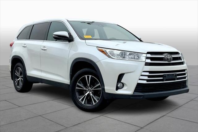 used 2019 Toyota Highlander car, priced at $26,325