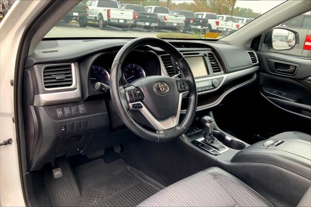 used 2019 Toyota Highlander car, priced at $26,325