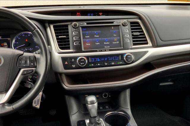 used 2019 Toyota Highlander car, priced at $26,325