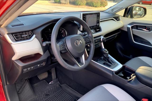 used 2020 Toyota RAV4 car, priced at $25,518