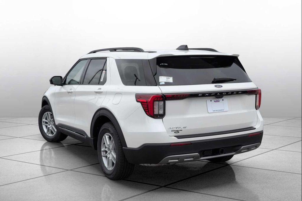new 2025 Ford Explorer car, priced at $44,343