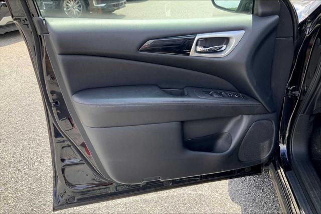 used 2020 Nissan Pathfinder car, priced at $18,861
