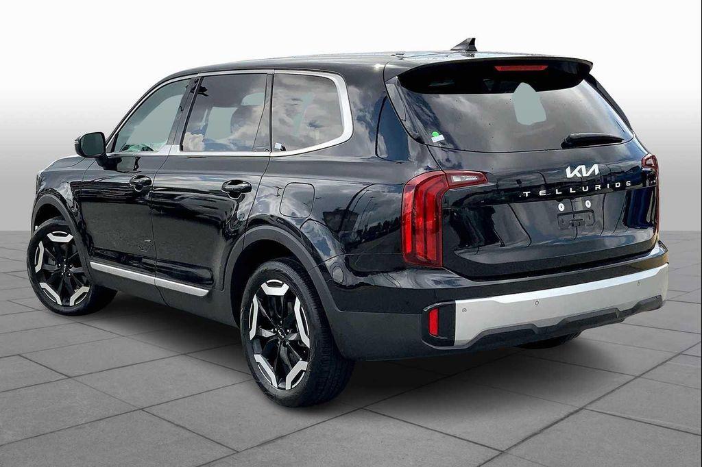used 2024 Kia Telluride car, priced at $27,473