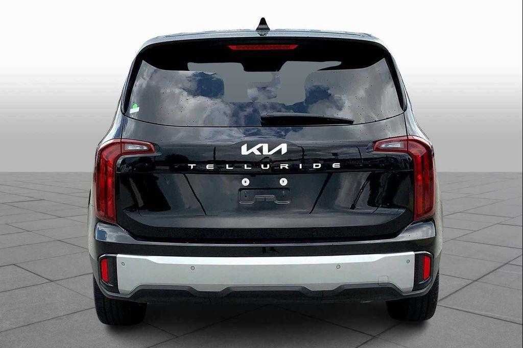 used 2024 Kia Telluride car, priced at $27,473