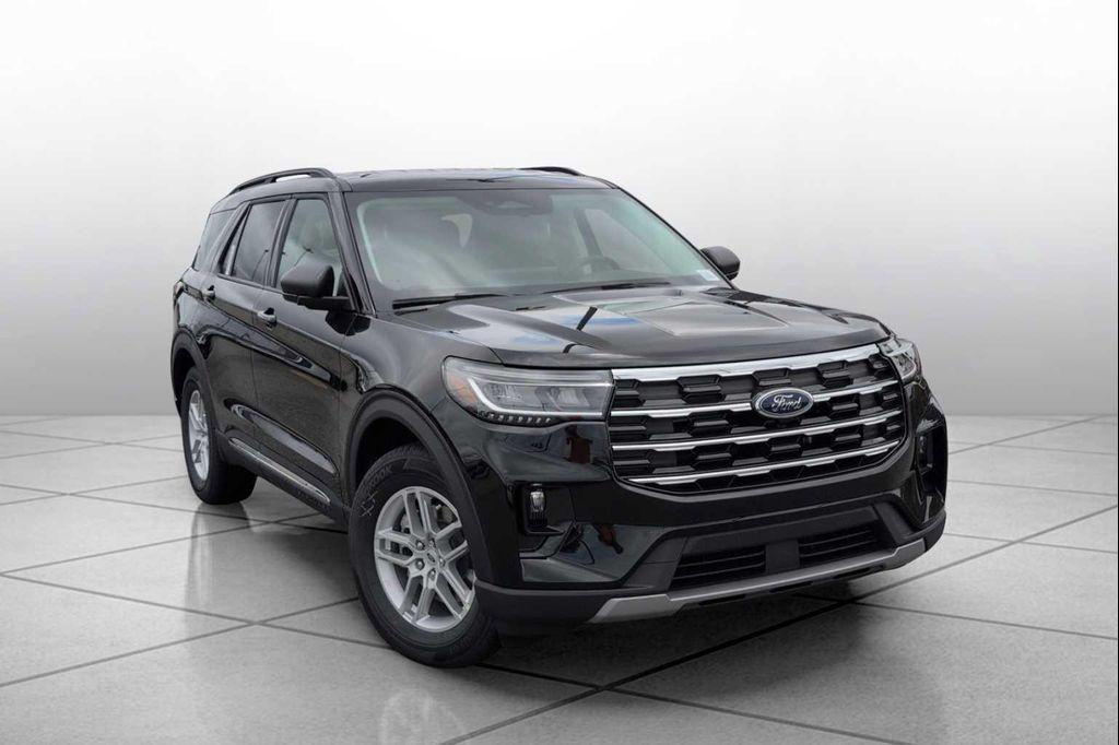 new 2025 Ford Explorer car, priced at $42,219