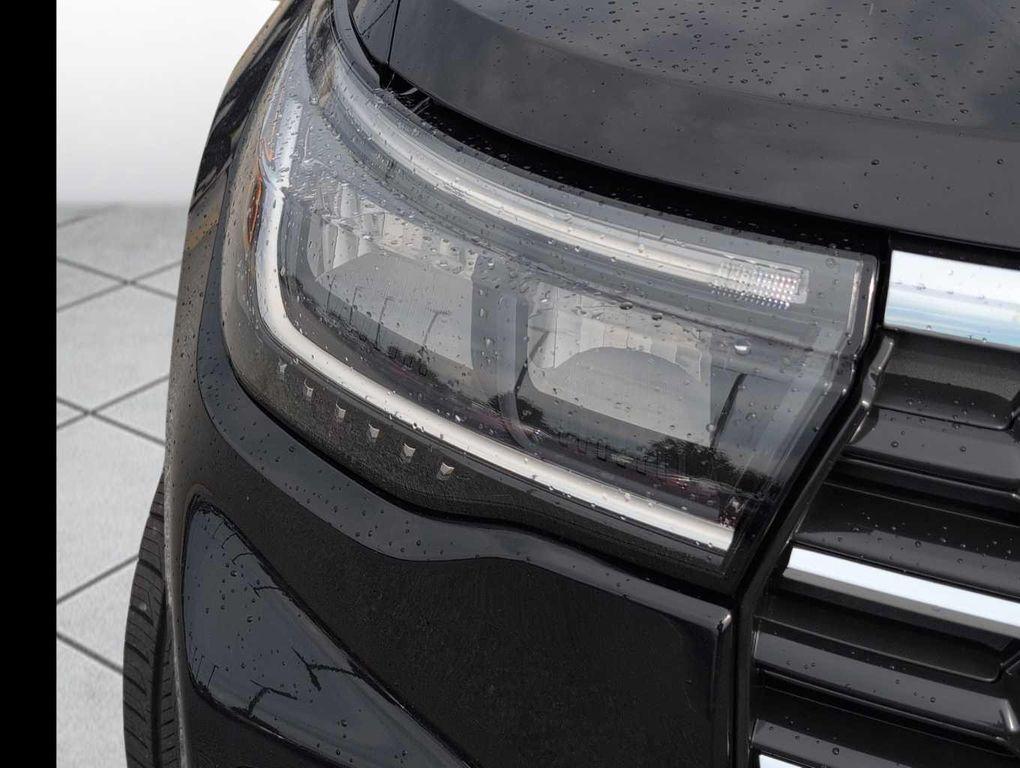 new 2025 Ford Explorer car, priced at $43,648