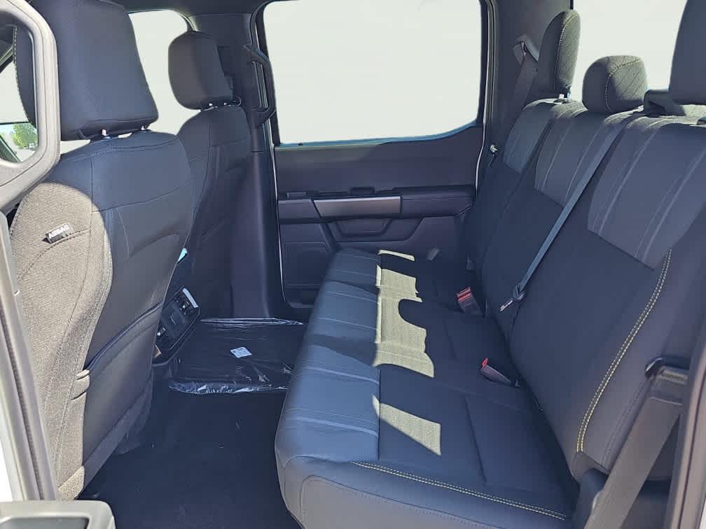 new 2025 Ford F-150 car, priced at $48,052