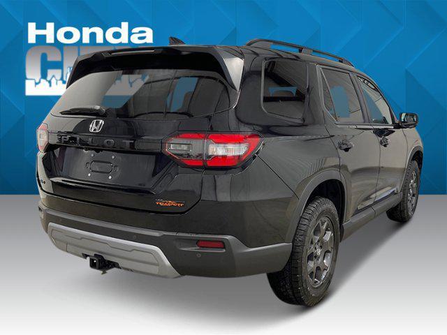 new 2025 Honda Pilot car, priced at $47,833