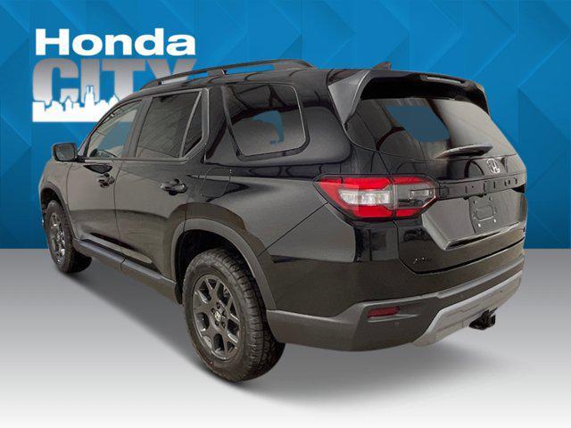new 2025 Honda Pilot car, priced at $47,833