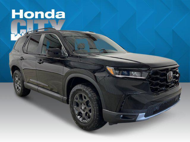 new 2025 Honda Pilot car, priced at $47,833