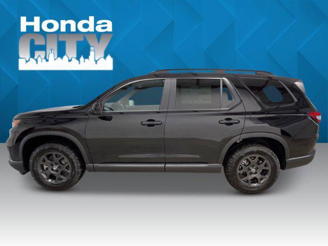 new 2025 Honda Pilot car, priced at $47,833
