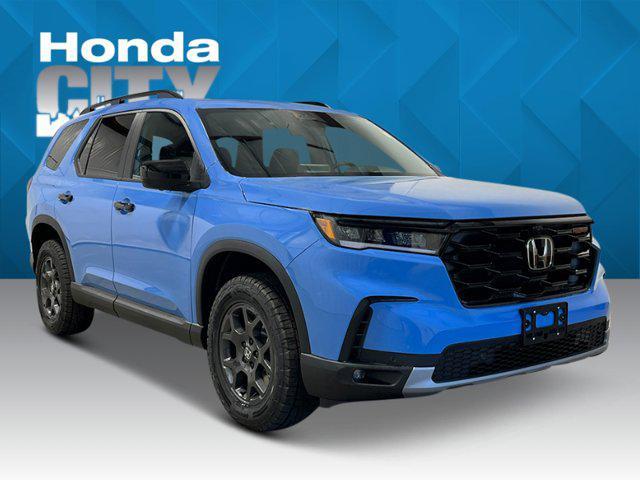 new 2025 Honda Pilot car, priced at $48,250