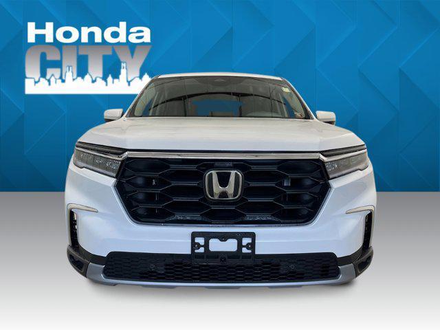 new 2025 Honda Pilot car, priced at $42,267