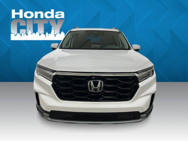new 2025 Honda Pilot car, priced at $53,405