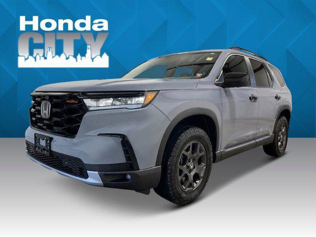 new 2025 Honda Pilot car, priced at $49,250