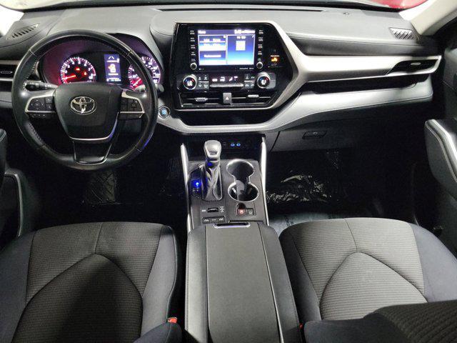 used 2022 Toyota Highlander car, priced at $30,987