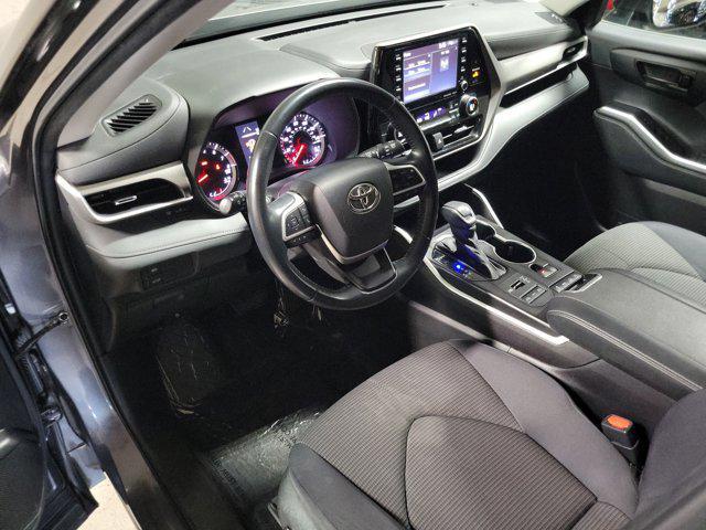 used 2022 Toyota Highlander car, priced at $30,987