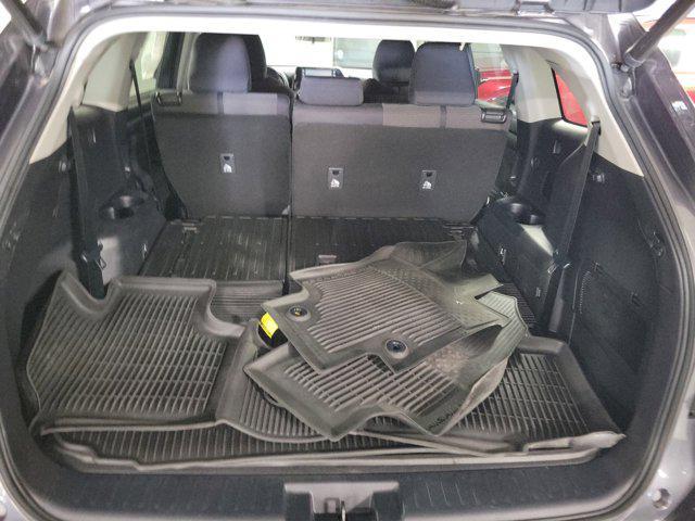 used 2022 Toyota Highlander car, priced at $30,987