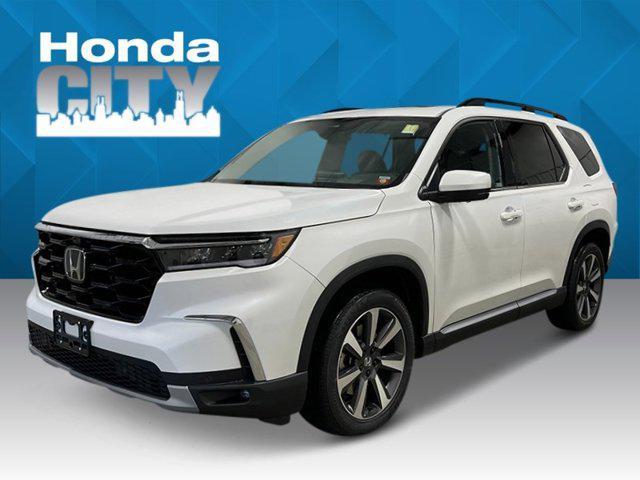 new 2025 Honda Pilot car, priced at $51,985