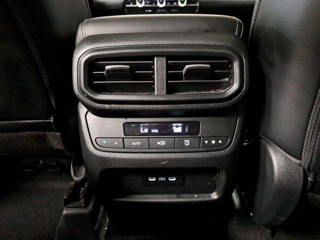 used 2025 Honda Pilot car, priced at $47,897