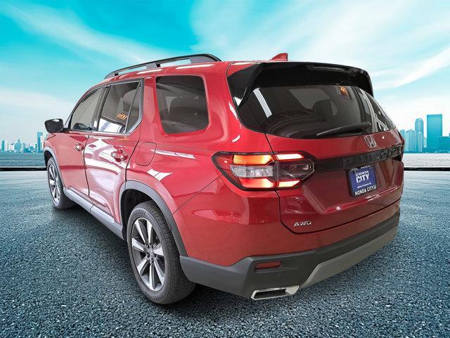 used 2025 Honda Pilot car, priced at $47,897
