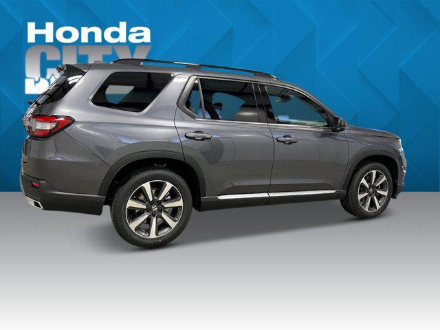 new 2025 Honda Pilot car, priced at $51,475