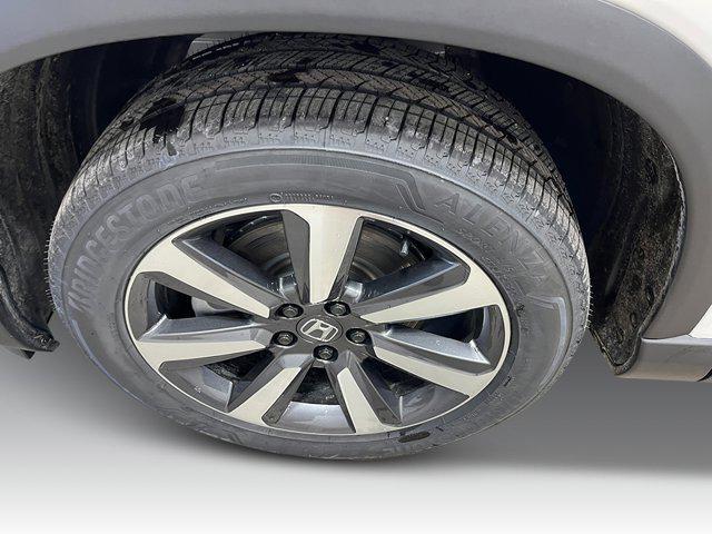 new 2025 Honda Pilot car, priced at $47,703