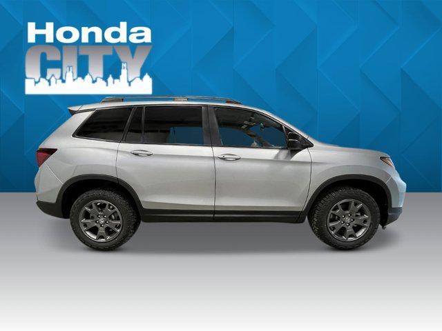 new 2025 Honda Passport car, priced at $43,605