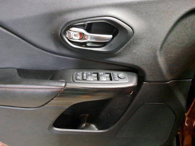 used 2014 Jeep Cherokee car, priced at $8,897