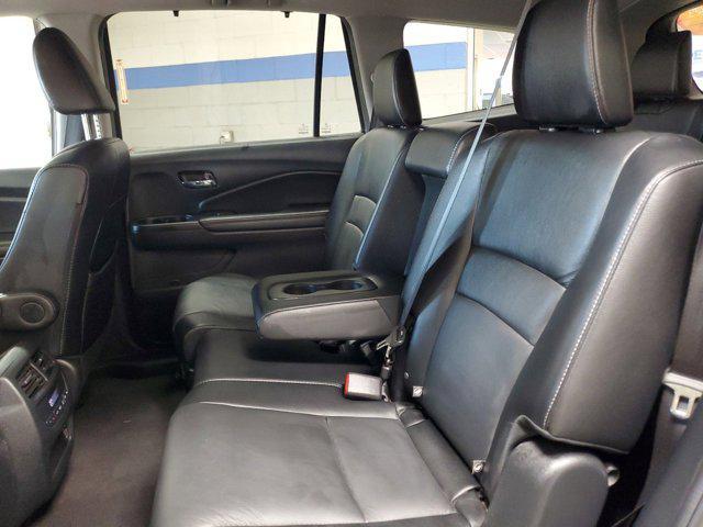 used 2022 Honda Pilot car, priced at $31,497