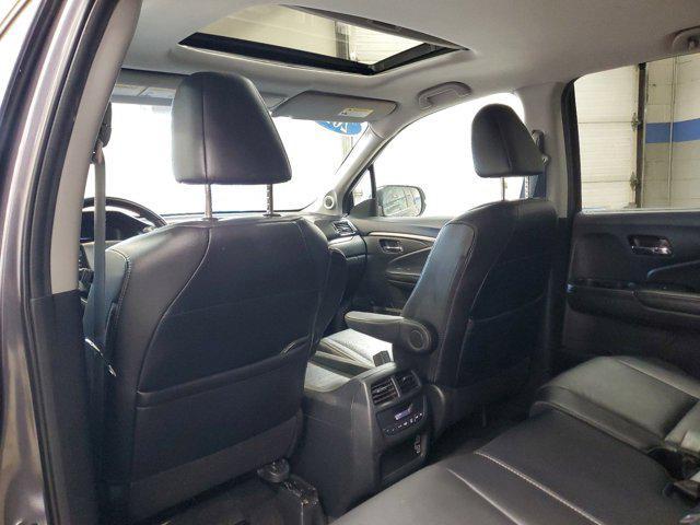 used 2022 Honda Pilot car, priced at $31,497