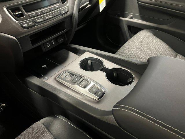 new 2025 Honda Ridgeline car, priced at $39,714