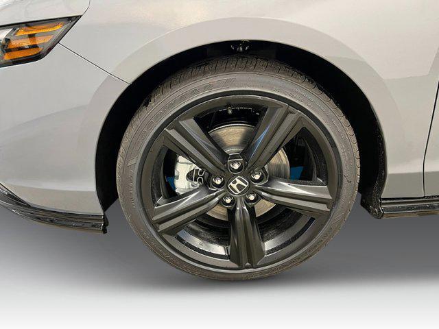 new 2025 Honda Accord Hybrid car