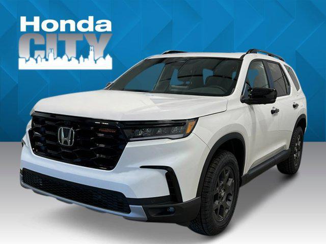 new 2025 Honda Pilot car, priced at $48,620