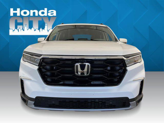 new 2025 Honda Pilot car, priced at $47,704