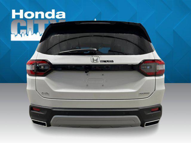 new 2025 Honda Pilot car, priced at $47,704