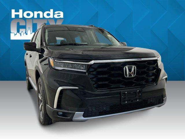 new 2025 Honda Pilot car, priced at $47,976