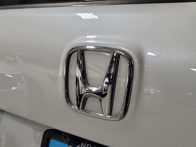 used 2022 Honda Pilot car, priced at $34,297