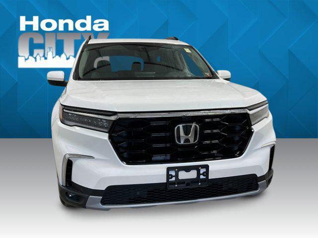 new 2025 Honda Pilot car, priced at $54,985