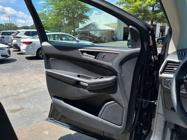 used 2024 Ford Edge car, priced at $24,152