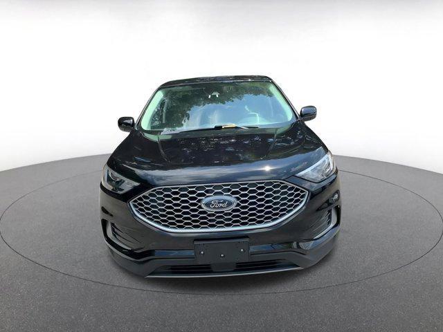 used 2024 Ford Edge car, priced at $24,152