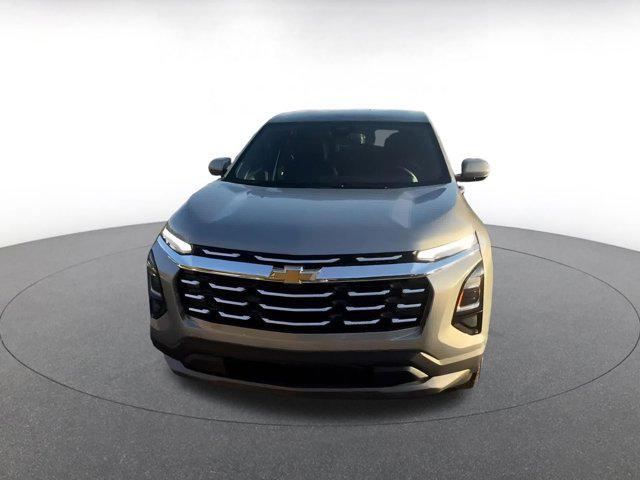 used 2025 Chevrolet Equinox car, priced at $25,431