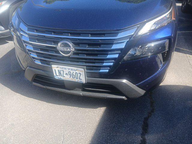 used 2024 Nissan Rogue car, priced at $26,384