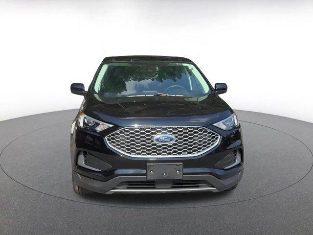 used 2024 Ford Edge car, priced at $25,925