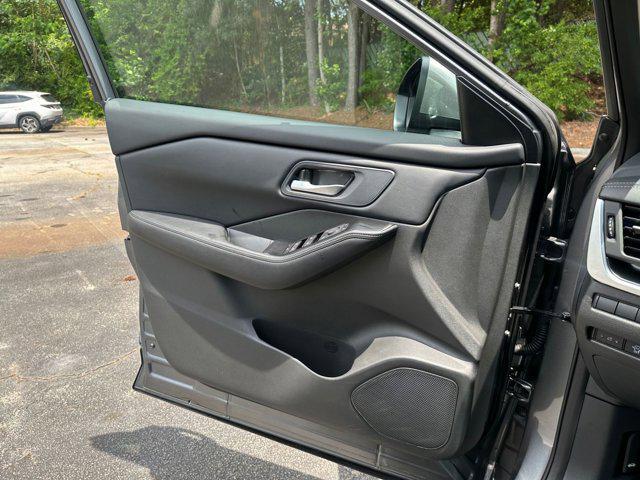 used 2024 Nissan Rogue car, priced at $25,656