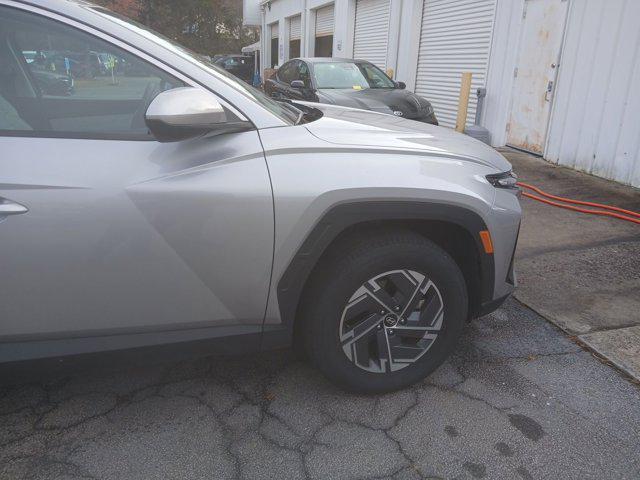 used 2025 Hyundai TUCSON Hybrid car, priced at $27,200