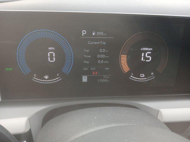 used 2025 Hyundai TUCSON Hybrid car, priced at $27,200