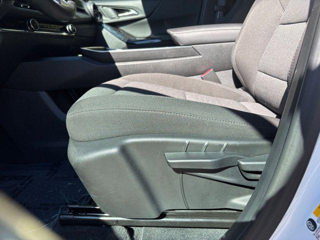 used 2025 Chevrolet Equinox car, priced at $26,062