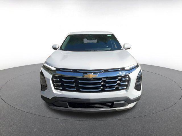 used 2025 Chevrolet Equinox car, priced at $26,062